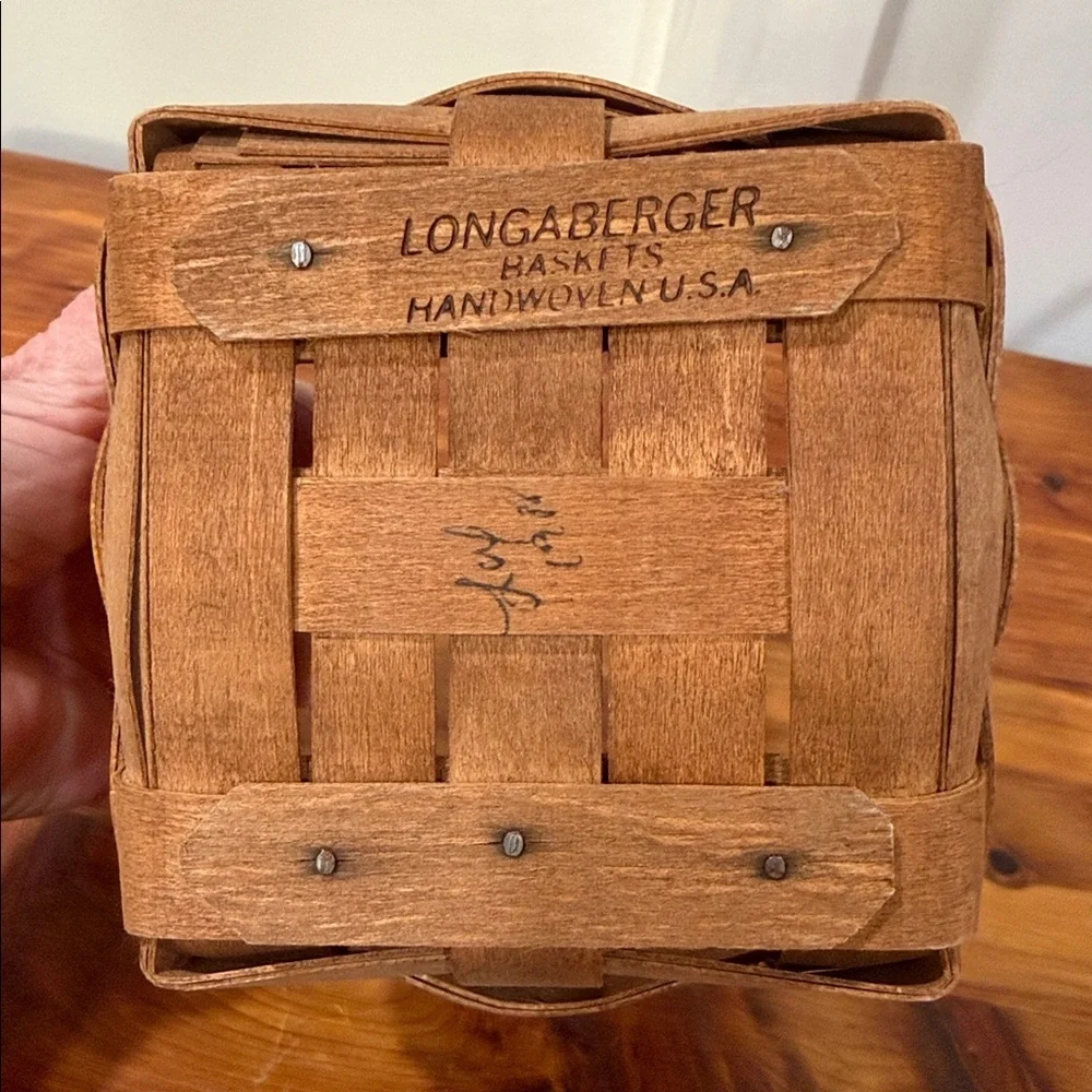 Vintage 1988 Longaberger Round & Square Baskets Set of 2